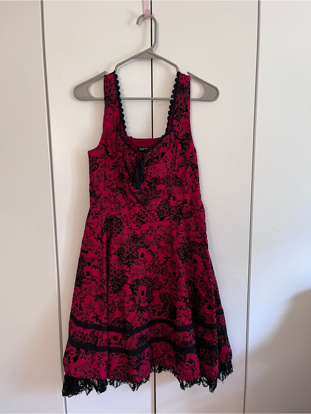 NWT Hot Topic Skull Rose Lace Gothic Skater Dress Red Black M